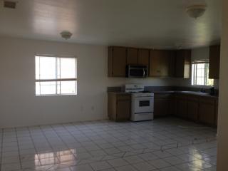 6173 Cedros Ave, Van Nuys CA  91411-2701 exterior