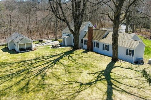 39 Cedar Ln, Ridgefield CT  06877-5301 exterior