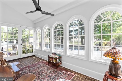 701 Hanover St, Fredericksburg VA  22401-5714 exterior