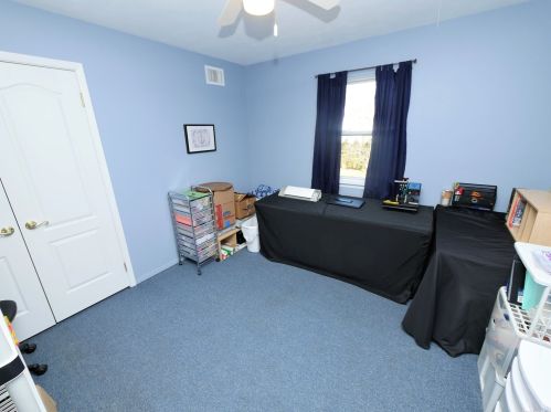 5 Minto Ct, South Setauket NY  11720-2884 exterior