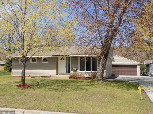 2812 Mumford Rd, Minneapolis, MN 55430-2030