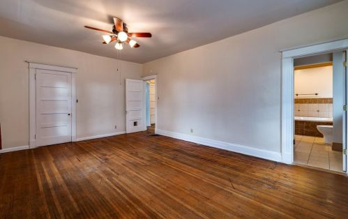 715 Fred Shuttlesworth Cir, Cincinnati OH 45229-2113 exterior