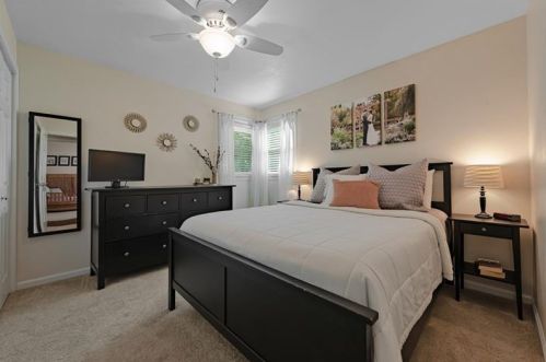 1124 Monastery Dr, Latrobe PA 15650-2726 exterior