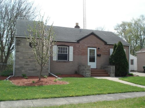 107 Beverly Ln, Hobart, IN 46342-4316