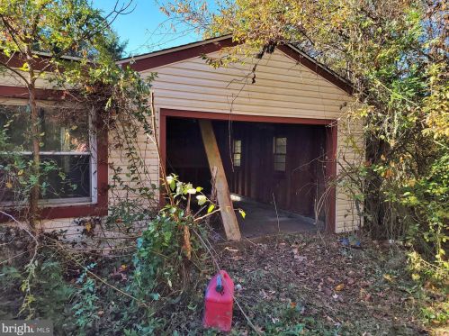 218 Adams Ave, Belleplain, NJ 08270-2301