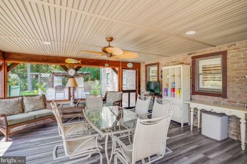 1163 Denneys Rd, Dover DE  19904-4946 exterior