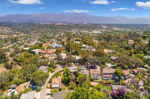 401 Alta Vista Ave, South Pasadena CA  91030-3503 exterior