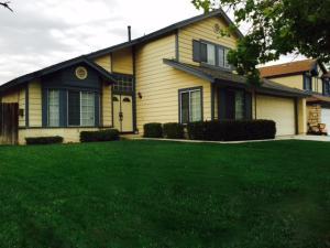 3647 Comet Ct, Palmdale, CA 93550-2515