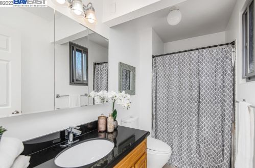 166 Plymouth Cir, Daly City CA  94015-2860 exterior