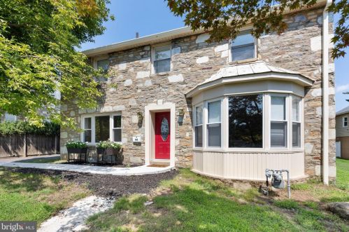805 Stratford Ave, Melrose Park, PA 19027-3502