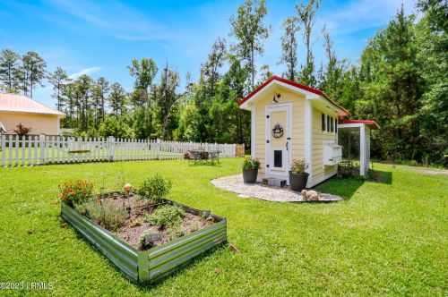 1426 Stone And Patrick Rd, Varnville SC  29944-4928 exterior