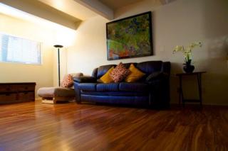 4040 Grand View Blvd, Los Angeles CA  90066-5273 exterior