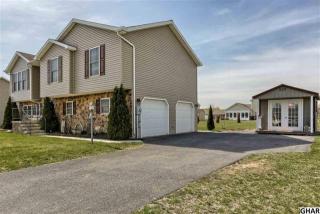 14 Noble Dr, Lees Cross Roads, PA 17257-8862