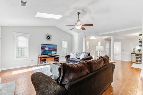 1309 Pilsdon Crst, Mount Pleasant SC  29464-3822 exterior