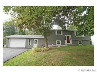 185 Deming St, Rochester, NY 14606-3415