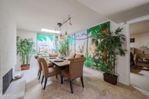 1029 Cactus Wren Dr, Phoenix AZ 85051-8187 exterior