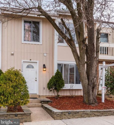 13338 Fones Pl, Herndon, VA 20170-4314