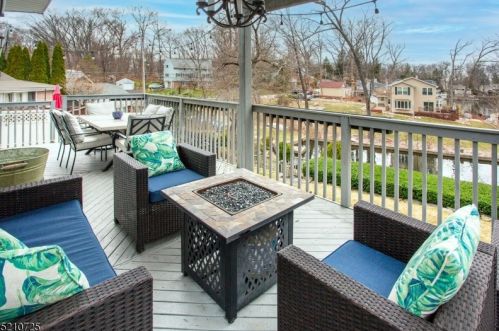 170 Rainbow Trl, Parsippany NJ  07834-3214 exterior