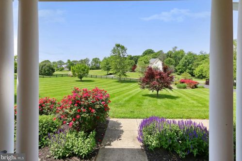 12760 Beebe Ct, Lovettsville VA  20180-2778 exterior