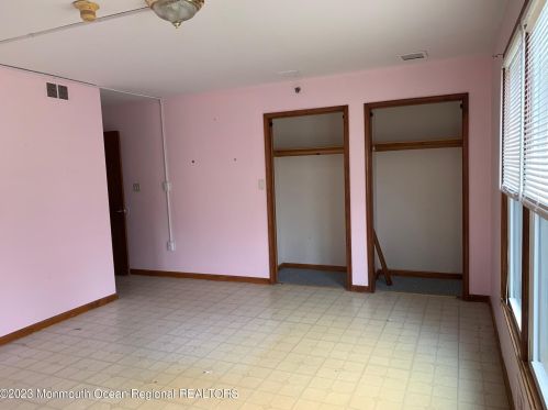 31 Miller Rd, Lakewood NJ  08701-2919 exterior