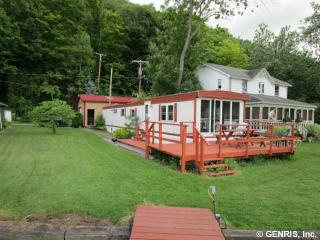 5120 Sunnyside Rd, Middlesex, NY 14507-9627