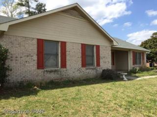 132 Thornbird Dr, Raeford, NC 28376-9268