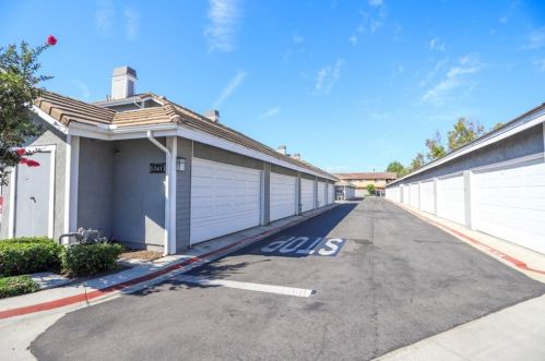 10411 Garden Grove Blvd, Garden Grove CA  92843-1074 exterior