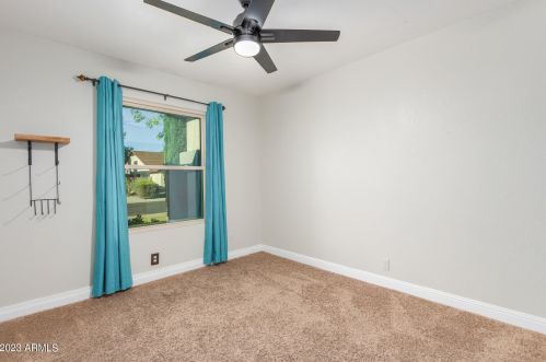 3917 Misty Willow Ln, Glendale AZ  85310-4031 exterior