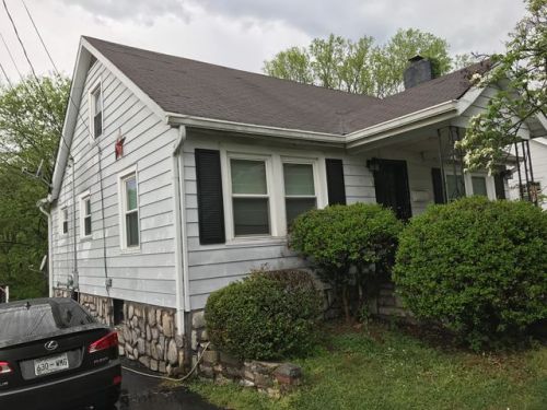 1610 Columbia Ave, Columbia, TN 38401-4022