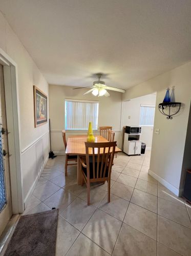 253 Flanders F, Delray Beach, FL 33484-5303