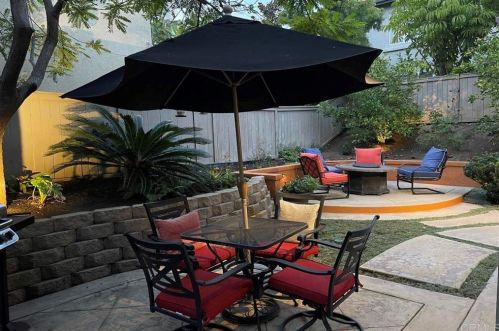 6392 Alexandri Cir, Carlsbad CA  92011-3600 exterior