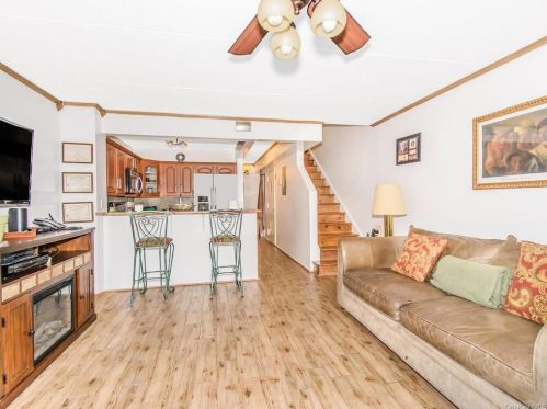 224 Sunset Blvd, Bronx, NY 10473-2452