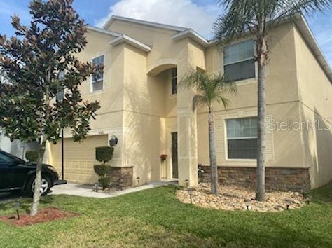 10563 Standing Stone Dr, Wimauma, FL 33598