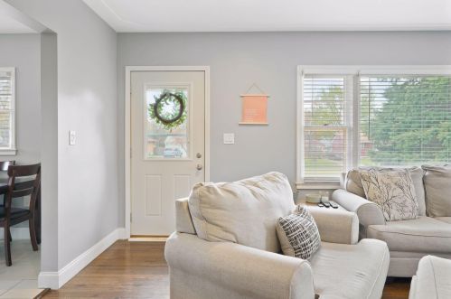 525 66 Ave, Minneapolis MN 55429-1619 exterior