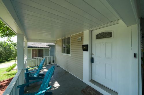 307 Military Pkwy, Newport, KY 41075-2131