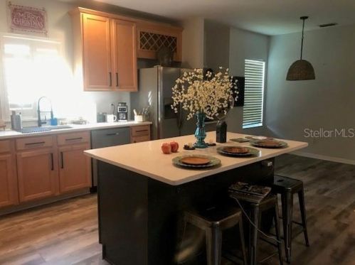 1010 Falling Leaf St, Kissimmee FL  34747-4222 exterior