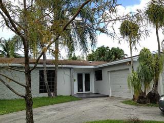 9960 Kendale Blvd, Miami, FL 33176-2794