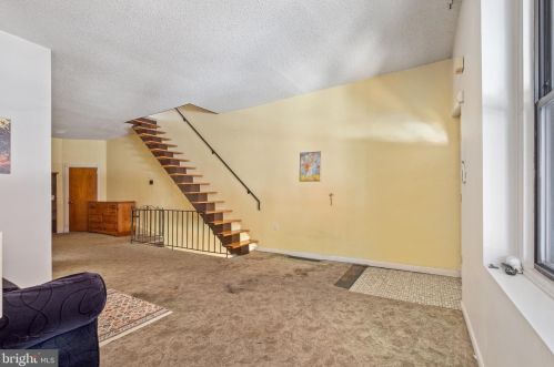 1424 Jackson St, Philadelphia PA 19145-3617 exterior