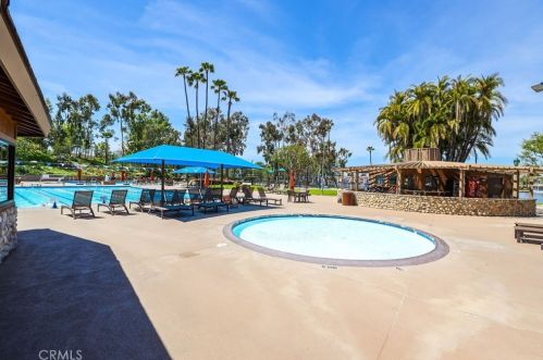 22112 Comanche Rd, El Toro CA  92630-3510 exterior