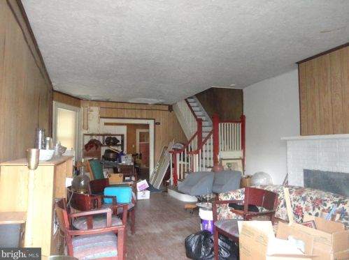 610 Broom St, Wilmington, DE 19805-0042