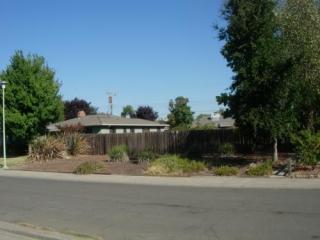 7375 Cranston Way, Sacramento, CA 95822-4732