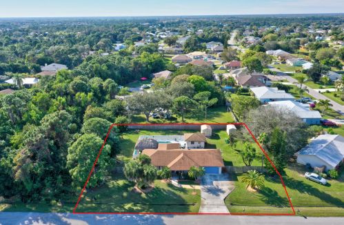 2550 Calais St, Fort Pierce, FL 34952-7291