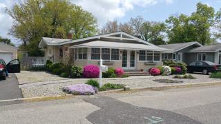 537 Forepeak Ave, Beachwood, NJ 08722-4129