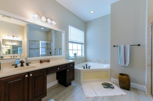 112 Via Santa Cruz, Jupiter FL  33458-6929 exterior