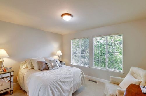 10000 Walter Welsher Ct, Gilroy CA  95020-9704 exterior