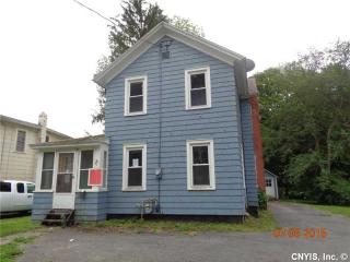 67 Downer St, Radisson, NY 13027-2817