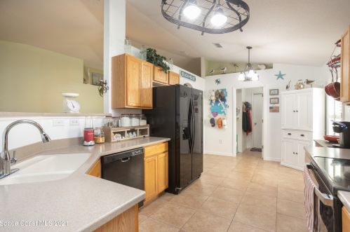 767 Mason Dr, Titusville FL  32780-9128 exterior