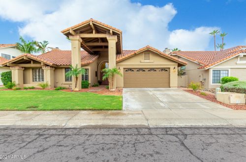 6945 Kimberly Way, Glendale, AZ 85308-5757