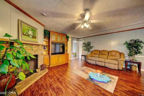 3140 Shadow Trl, Sunny Hills FL  32428-8414 exterior