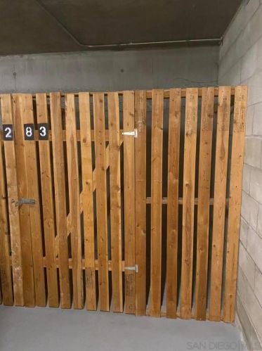 555 Front St, San Diego CA  92101-6700 exterior